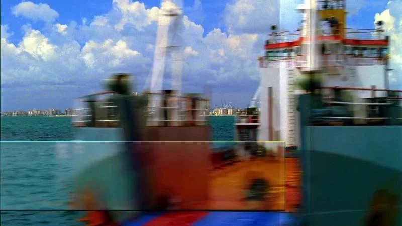 Кадры из сериала C.S.I.: Майами (2002)