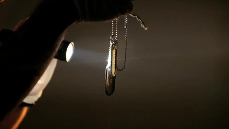 Кадры из сериала C.S.I.: Майами (2002)
